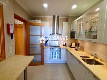 3-12432-78d1f4f8b6655591b02d22fabb36a692d73cc