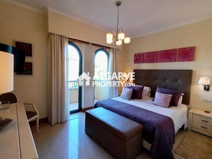 Image No.15-3 Bed Apartment for sale