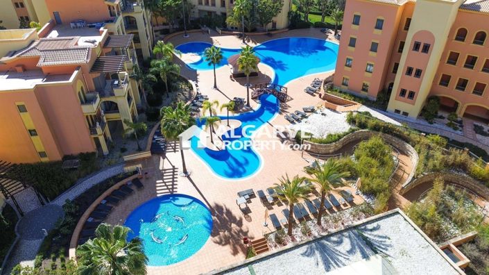 Image No.20-3 Bed Apartment for sale