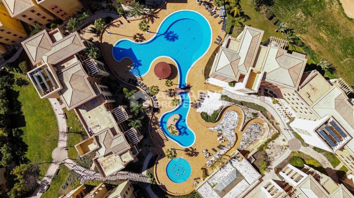 Image No.22-3 Bed Apartment for sale