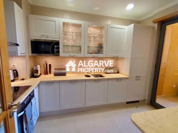 Image No.3-3 Bed Apartment for sale