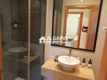 3-12433-78d1f4f8b6655591b02d22fabb36a692d73cc