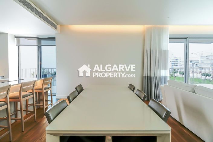 Image No.16-4 Bed Apartment for sale