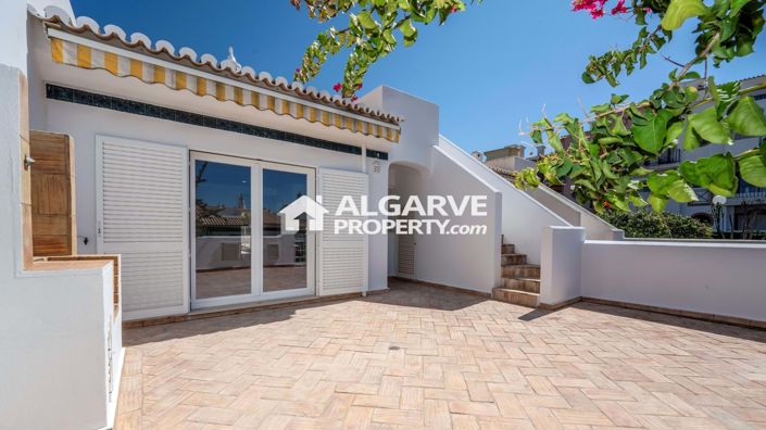 Image No.5-2 Bed Villa for sale