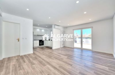 3-12170-78d1f4f8b6655591b02d22fabb36a692d73cc