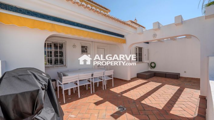 Image No.6-3 Bed Villa for sale