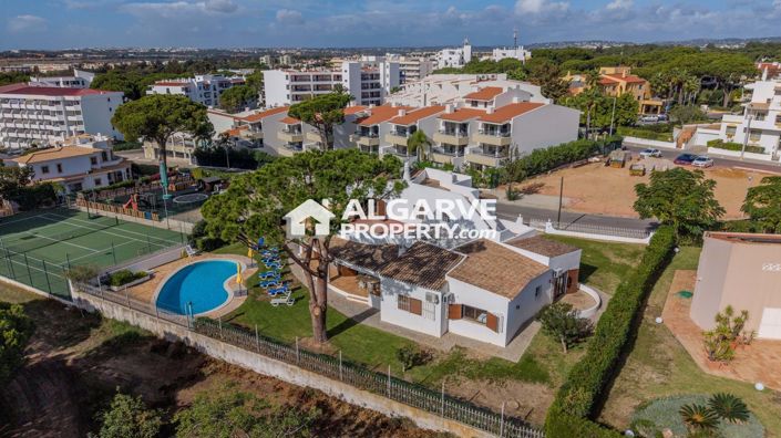 Image No.45-5 Bed Villa for sale