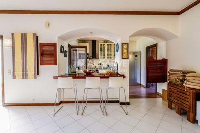 3-12439-78d1f4f8b6655591b02d22fabb36a692d73cc