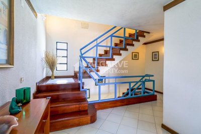 3-12439-78d1f4f8b6655591b02d22fabb36a692d73cc