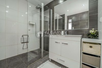 3-12416-78d1f4f8b6655591b02d22fabb36a692d73cc