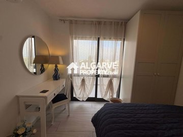 3-12042-78d1f4f8b6655591b02d22fabb36a692d73cc