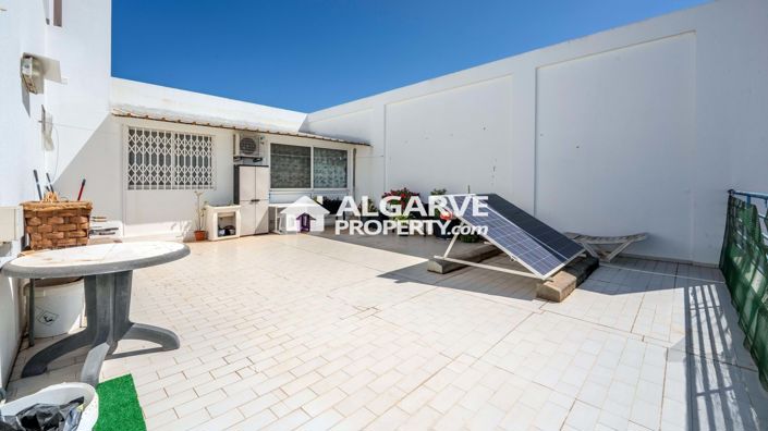 Image No.21-2 Bed Apartment for sale