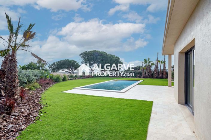 Image No.44-4 Bed Villa for sale