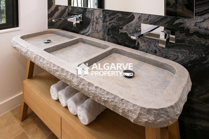 Image No.31-4 Bed Villa for sale