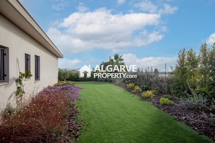 Image No.44-4 Bed Villa for sale