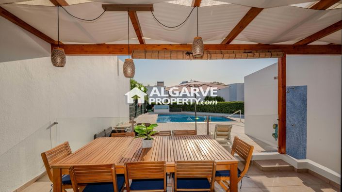 Image No.31-4 Bed Villa for sale