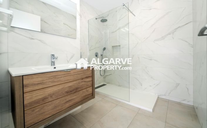 Image No.13-2 Bed Villa for sale