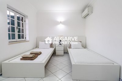 3-12334-78d1f4f8b6655591b02d22fabb36a692d73cc