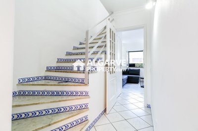 3-12334-78d1f4f8b6655591b02d22fabb36a692d73cc