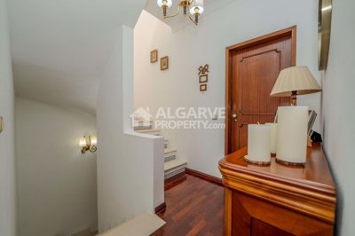 3-12435-78d1f4f8b6655591b02d22fabb36a692d73cc