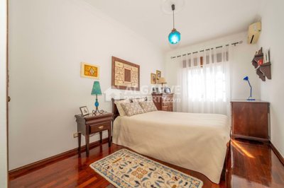 3-12435-78d1f4f8b6655591b02d22fabb36a692d73cc