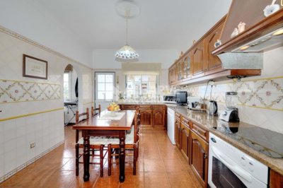 3-12435-78d1f4f8b6655591b02d22fabb36a692d73cc