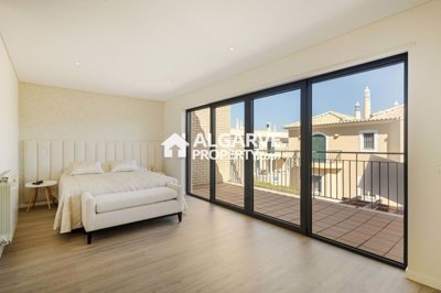 3-12054-78d1f4f8b6655591b02d22fabb36a692d73cc