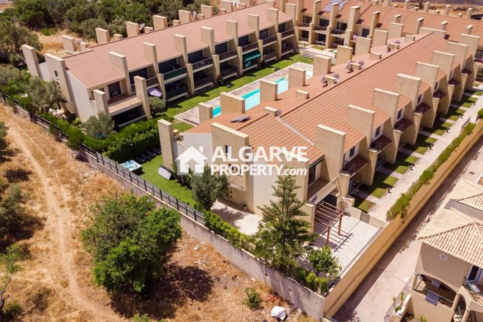 Image No.8-6 Bed Villa for sale