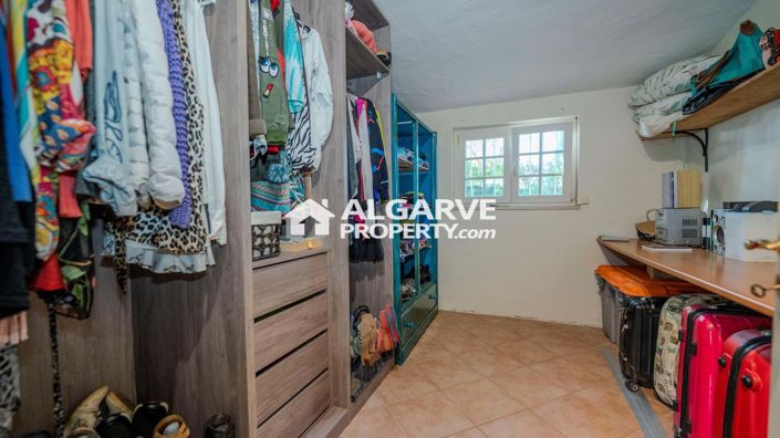 Image No.18-Villa de 4 chambres à vendre à Quarteira