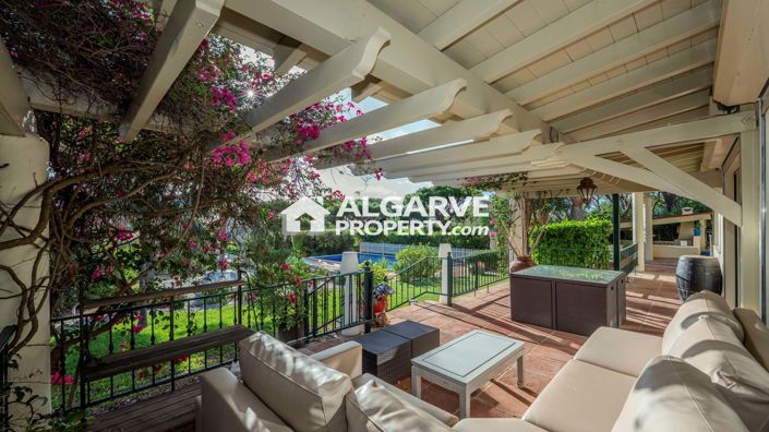 Image No.22-Villa de 4 chambres à vendre à Quarteira