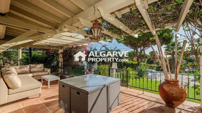 Image No.23-Villa de 4 chambres à vendre à Quarteira