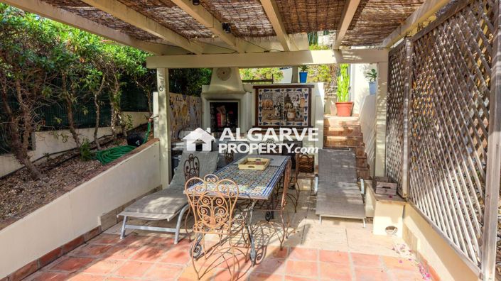 Image No.27-Villa de 4 chambres à vendre à Quarteira