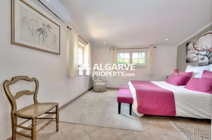 Image No.34-Villa de 4 chambres à vendre à Quarteira
