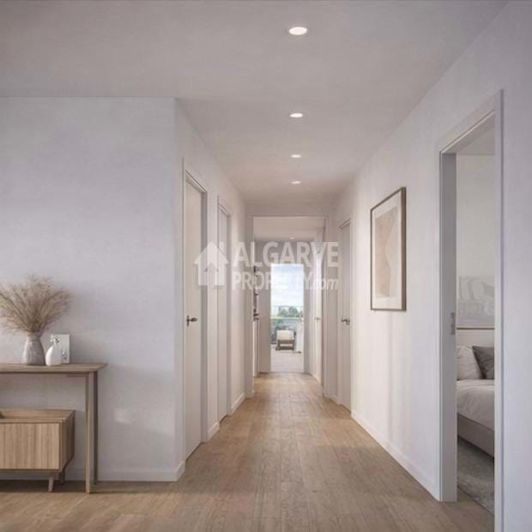 Image No.5-2 Bed Property for sale