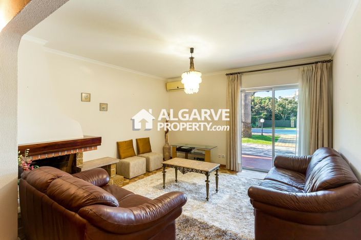 Image No.19-4 Bed Villa for sale