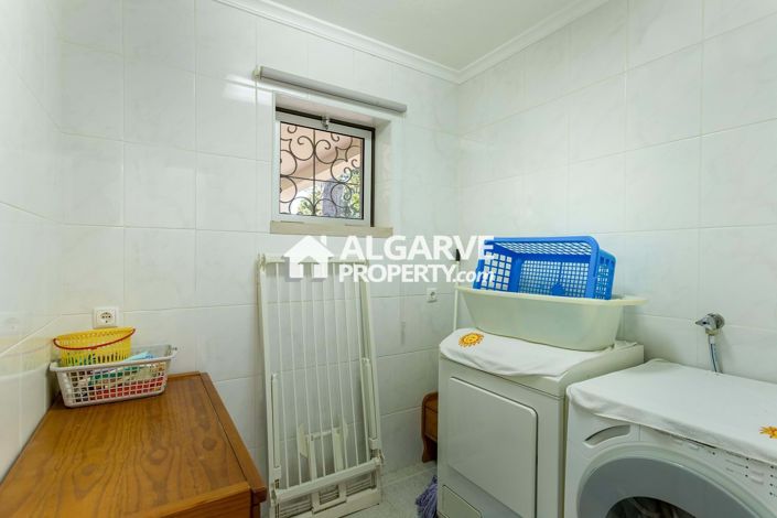 Image No.25-4 Bed Villa for sale