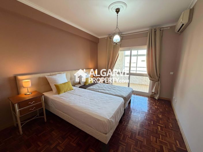 Image No.25-Appartement de 4 chambres à vendre à Quarteira