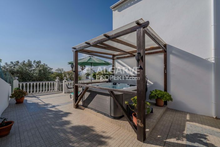 Image No.36-5 Bed Villa for sale