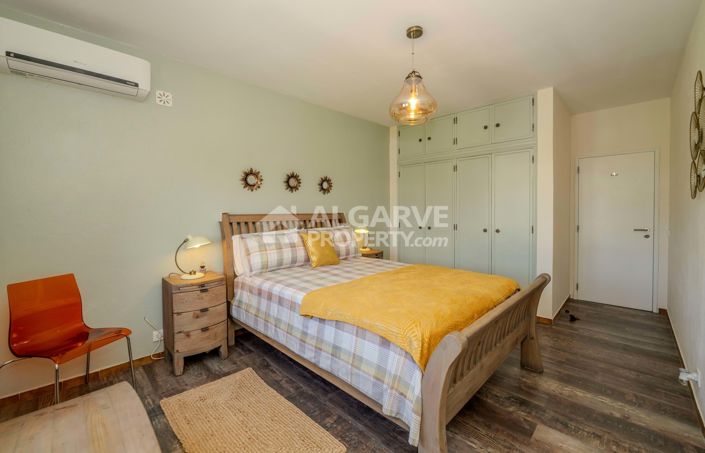 Image No.6-5 Bed Villa for sale