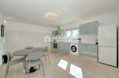 3-12449-78d1f4f8b6655591b02d22fabb36a692d73cc