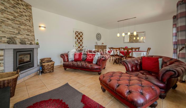 Image No.9-5 Bed Villa for sale