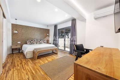 3-12460-78d1f4f8b6655591b02d22fabb36a692d73cc