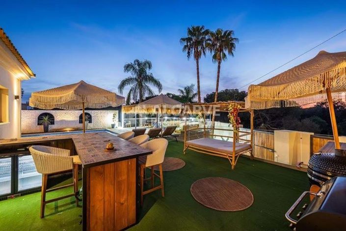 Image No.17-6 Bed Villa for sale