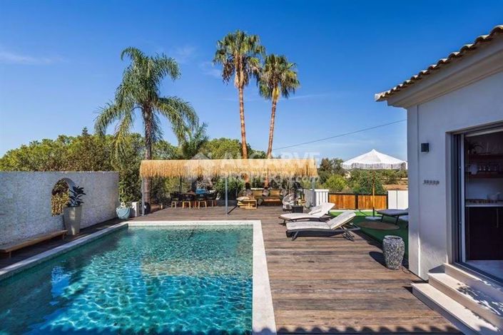 Image No.28-6 Bed Villa for sale