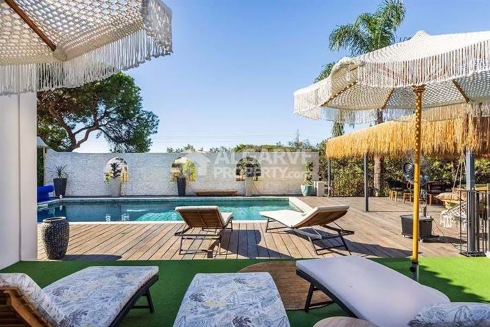 Image No.29-6 Bed Villa for sale