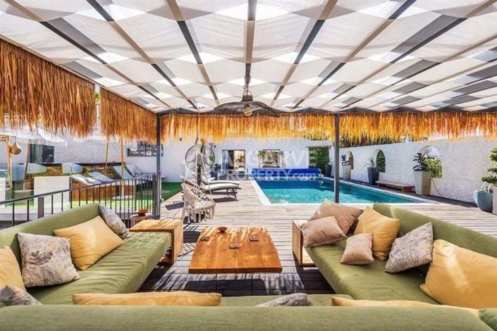 Image No.30-6 Bed Villa for sale