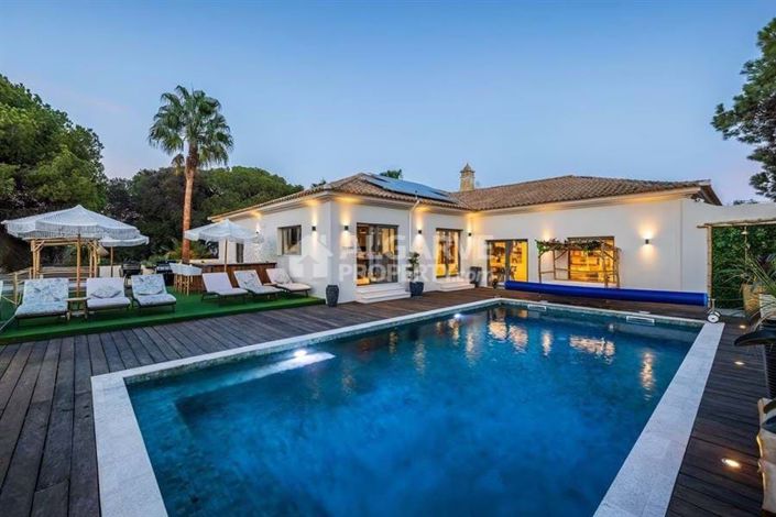 Image No.8-6 Bed Villa for sale