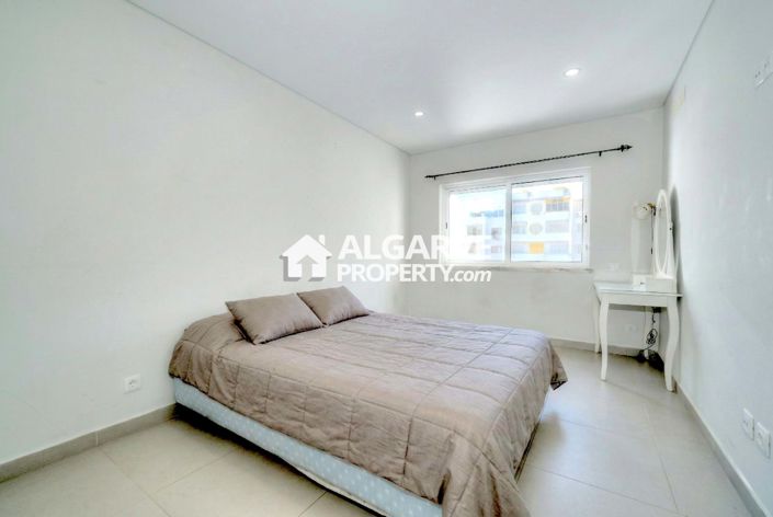 Image No.3-Appartement de 2 chambres à vendre à Quarteira