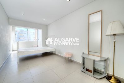 3-12377-78d1f4f8b6655591b02d22fabb36a692d73cc