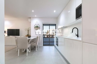 3-12419-78d1f4f8b6655591b02d22fabb36a692d73cc